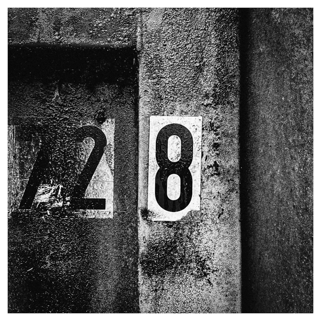 Part of a container wall showing the number 8